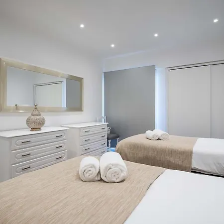 Apartment Ferienwohnung Fuer 4 Personen Ca 95 Qm In So Martinho, Madeira Und Umgebung Funchal (Madeira)